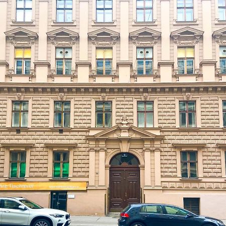 Modern Suite City Center Wien Eksteriør bilde